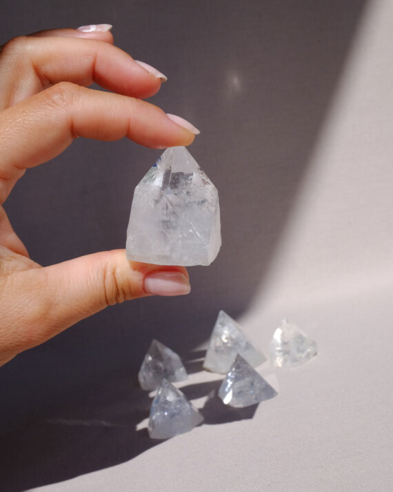 house-of-formlab-Apophyllite-003