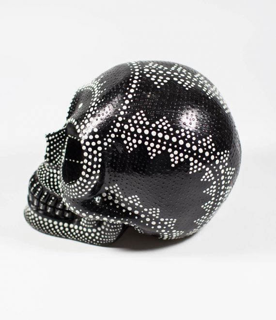 painted_skull_bw_2