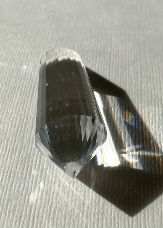 House-of-Formlab-Clear-Quartz-Vogel-Wand-003