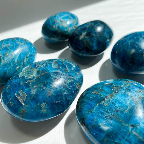 apatite_meditation_stone