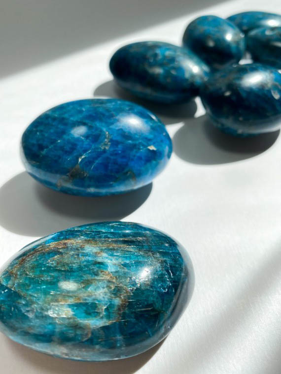 apatite_meditation_stone