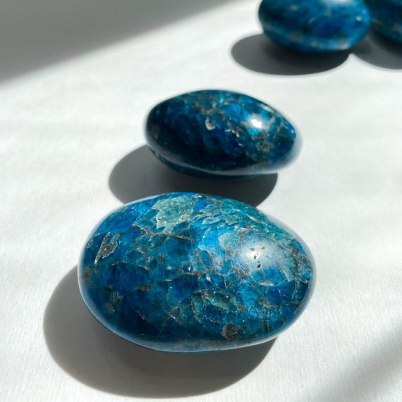 apatite_meditation_stone