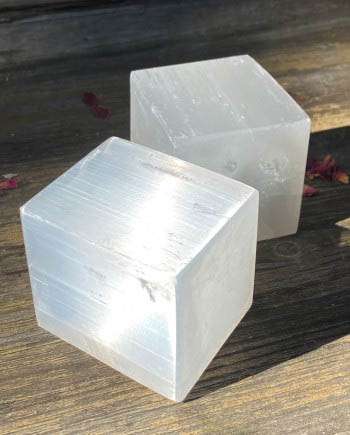 House of Formlab Selenite Cubes