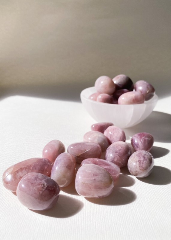 House-of-Formlab-Pink-Amethyst-Pocket-Stones-002