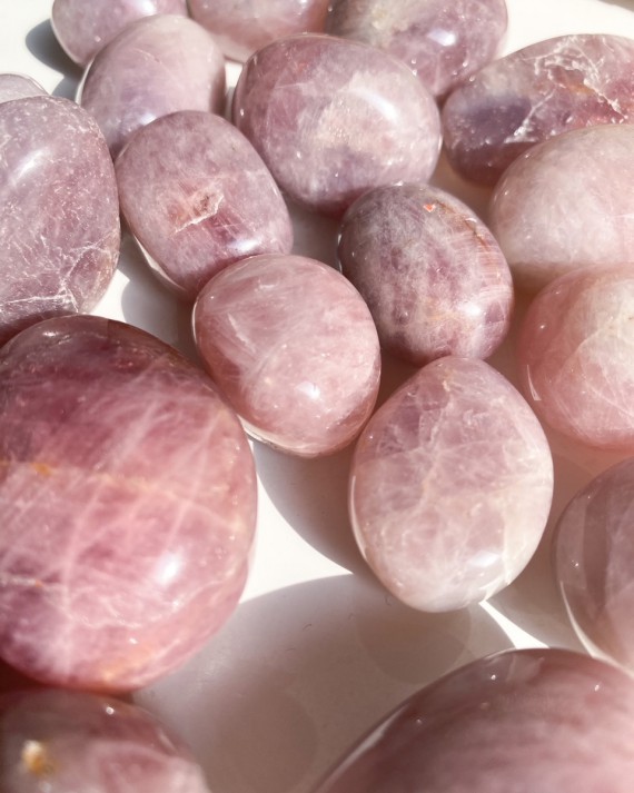 House-of-Formlab-Pink-Amethyst-Pocket-Stones-007