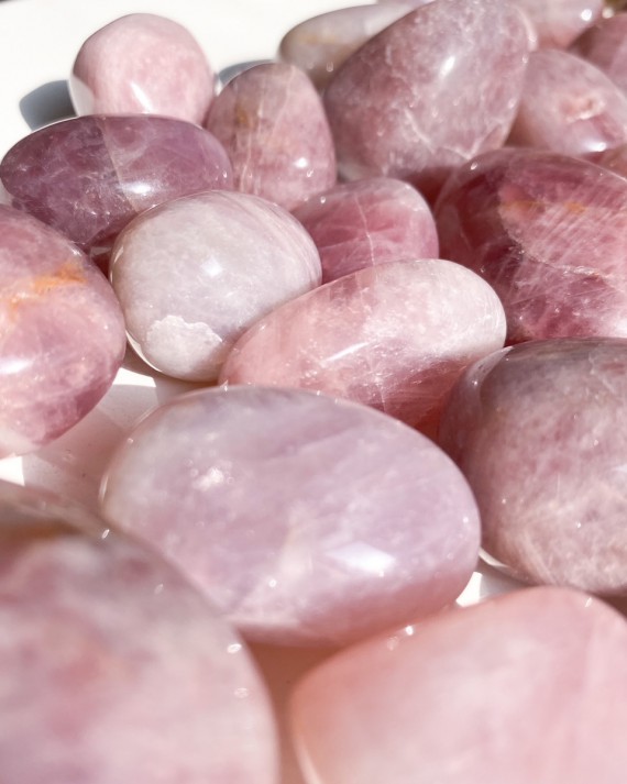 House-of-Formlab-Pink-Amethyst-Pocket-Stones-008