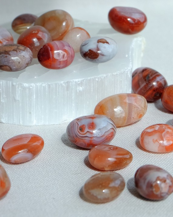 house-of-formlab-carnelian-pocket-stones-002