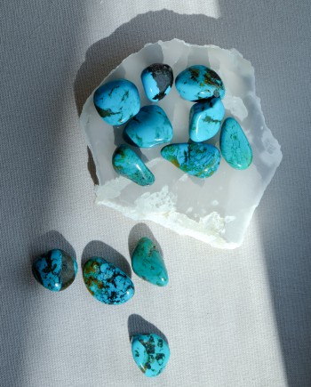 House of Formlab Turquoise Pocket Stones