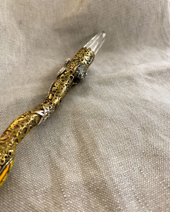 House-of-Formlab-MOMO-Snake-Head-Wand-007