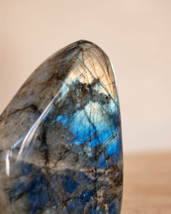 House-of-Formlab-XL-Labradorite-Freeform-Sculpture-002