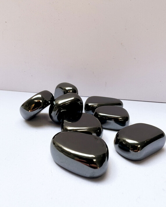 House-of-Formlab-Hematite-Pocket-Stones-001