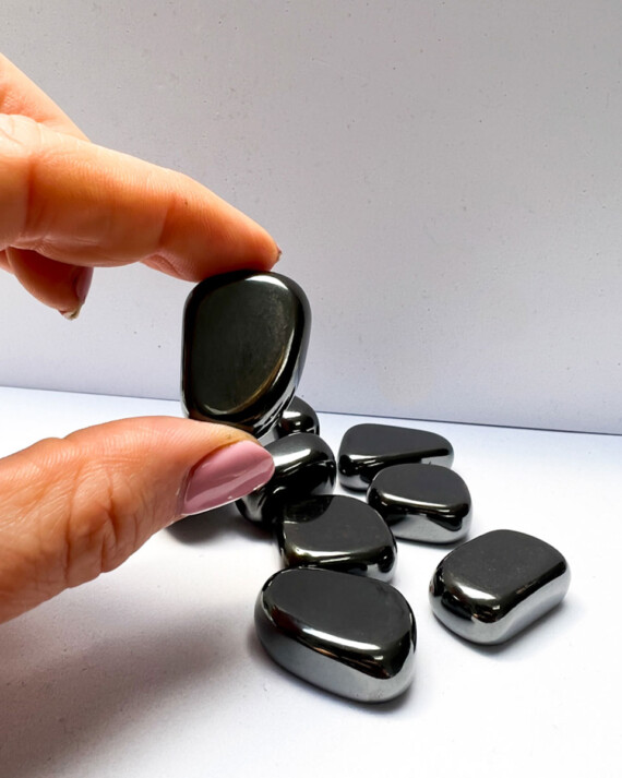 House-of-Formlab-Hematite-Pocket-Stones-002