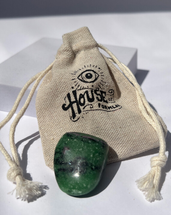 House-of-Formlab-Ruby-in-Zoisite-Pocket-Stones-003