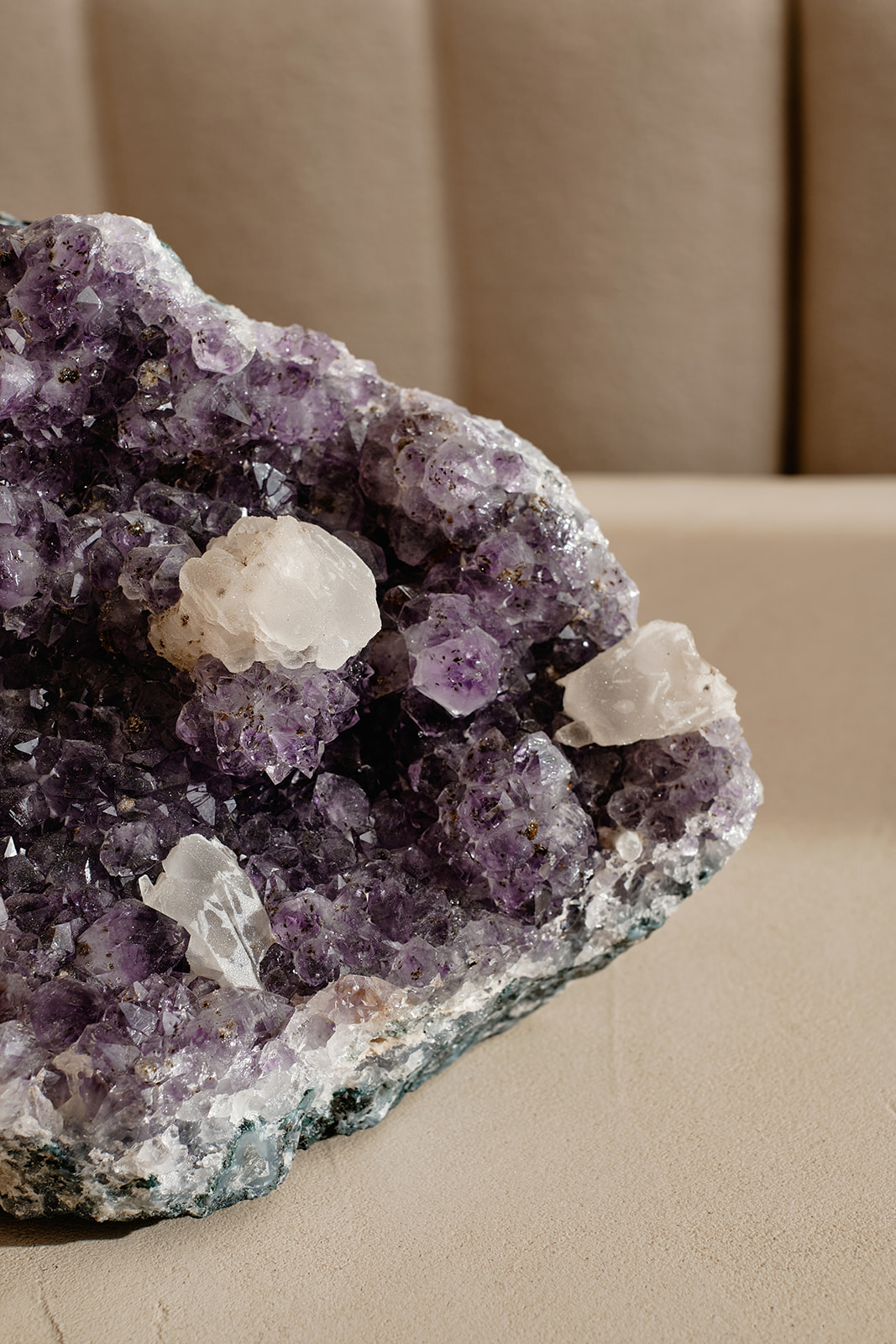 Amethyst XL with Druzy Calcite Roses