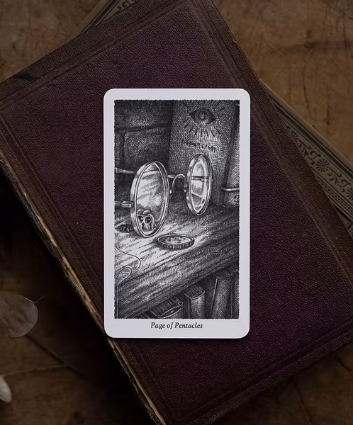 The Winding Tarot Deck