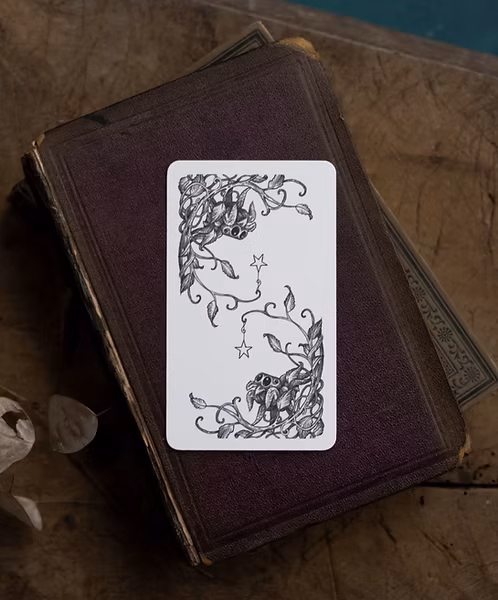 The Winding Tarot Deck